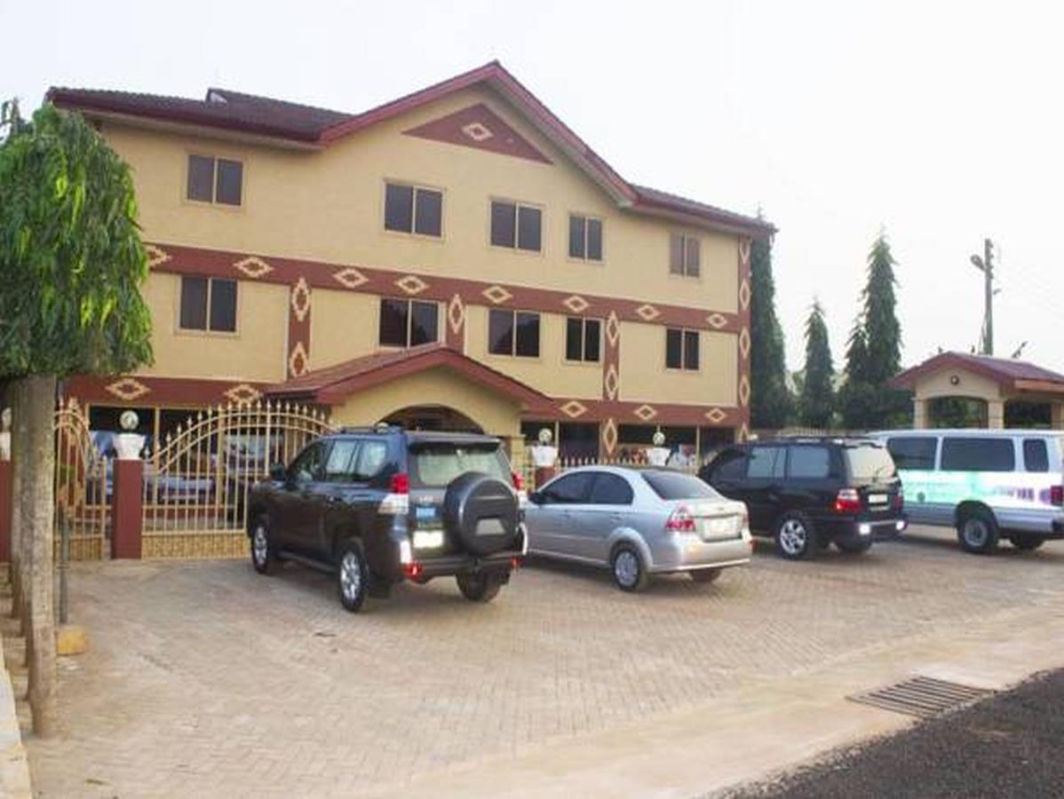 Allseasons Hotel Pantang Esterno foto
