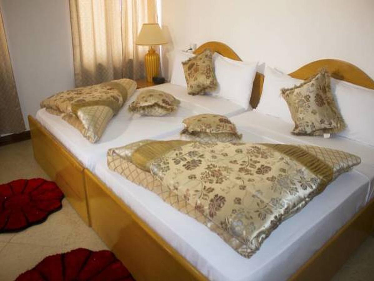 Allseasons Hotel Pantang Esterno foto